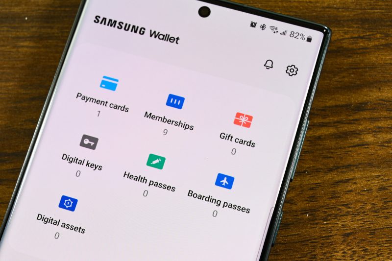 Samsung Wallet just added a new travel feature Google Wallet users wish they had