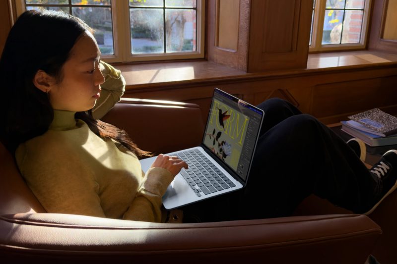 The new Apple MacBook Air M5 plummets to new record-low price