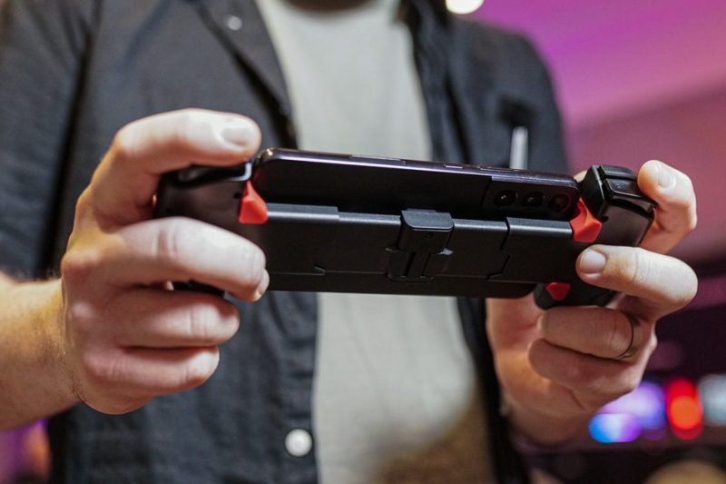 OnePlus could take the road less traveled for its gaming handheld, and it just might…