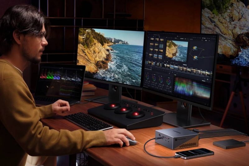 Unlock the full potential of your workspace with this impressive 17-in-1 Thunderbolt…