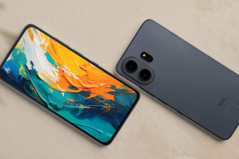 TCL NXTPAPER 70 Pro has a screen like paper, and a spec sheet that looks too good…