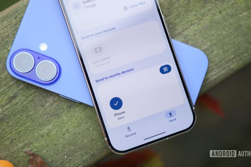Google starts rolling out QR code-based Quick Share transfers between Android and…