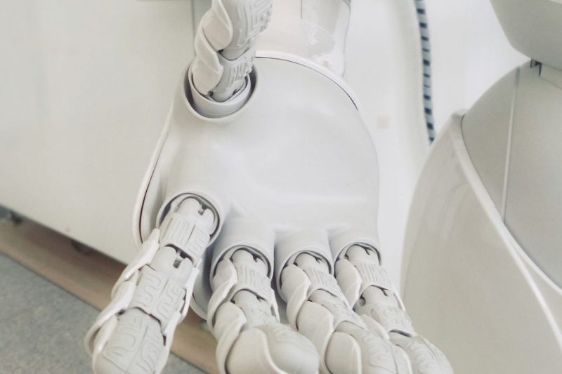 Just like humans, this robot can hear music and play it after just two minutes of…