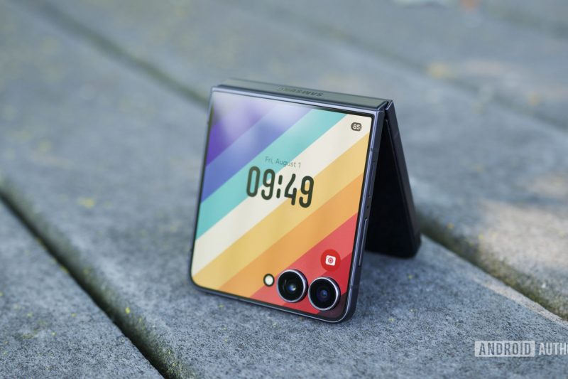 Will Samsung fans accept the Galaxy Z Flip 8 if this controversial leak is true?