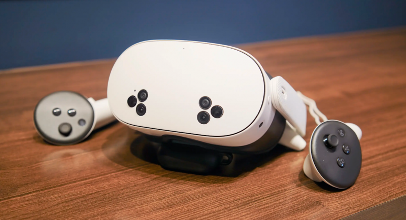 The Meta Quest 3S is back down to its Cyber Monday all-time low of $250