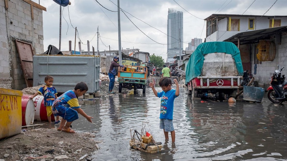 Global Projects Aim to Save Sinking Cities From Rising Seas and Climate Change