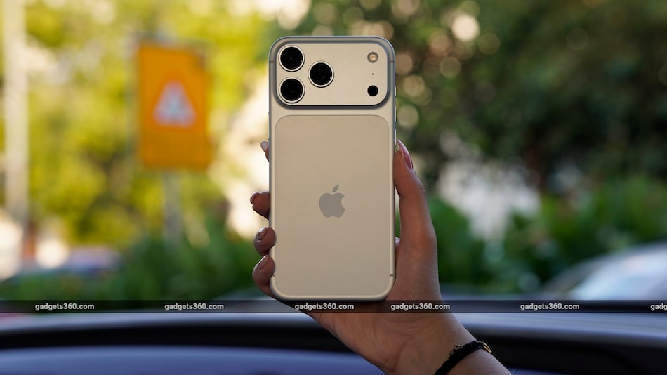 iPhone 18 Pro, iPhone Fold to Feature Relocated Selfie Camera; iPhone 17e to Offer MagSafe Support: Report
