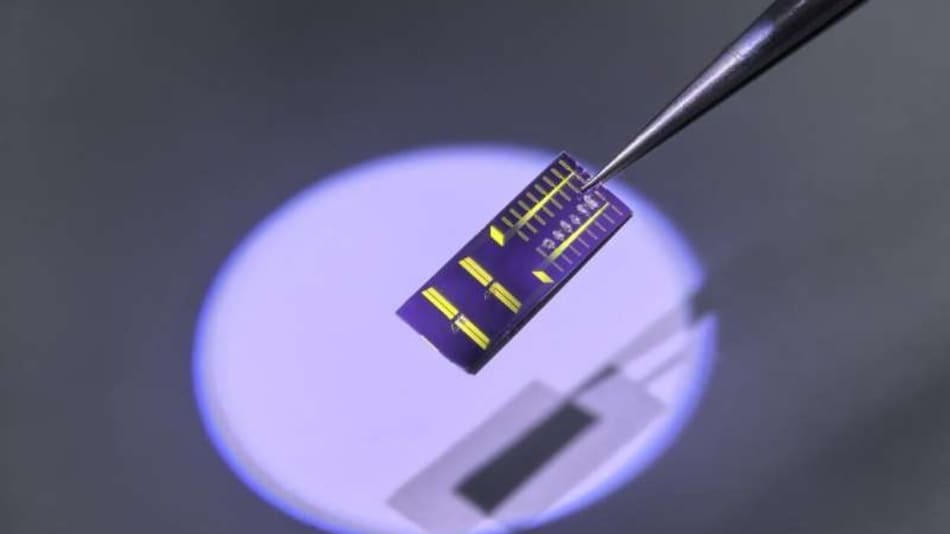 Physicists Push Superconducting Diodes to Higher Temperatures