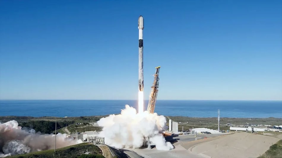SpaceX Expands Starlink Network With 29-Satellite Falcon 9 Launch