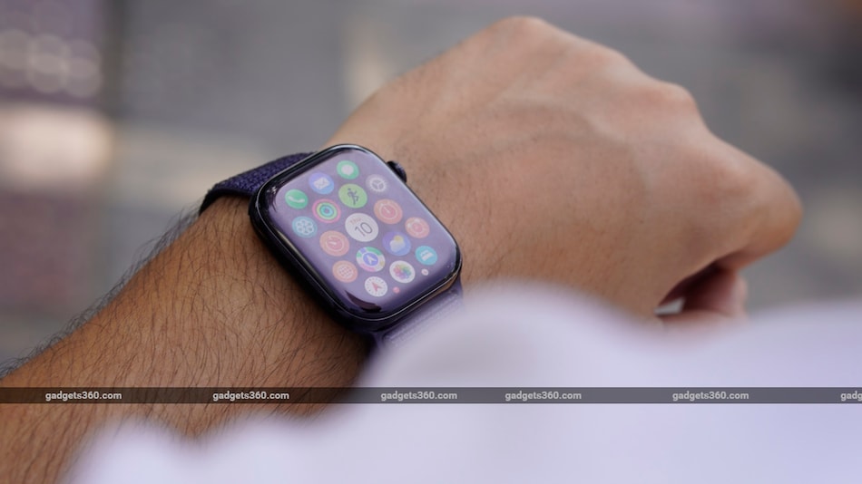 WhatsApp Tests Companion App for Apple Watch With Core Messaging Functionality