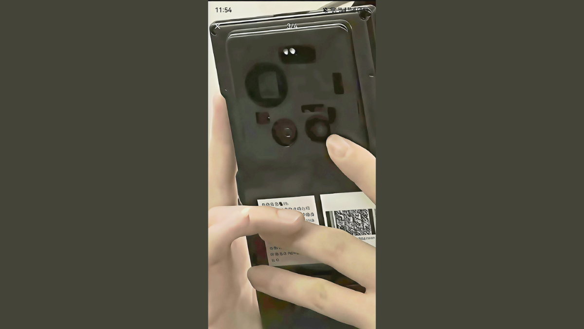 Xiaomi 17 Ultra Design Spotted in Leaked Image That Hints at Redesigned Rear Camera Module